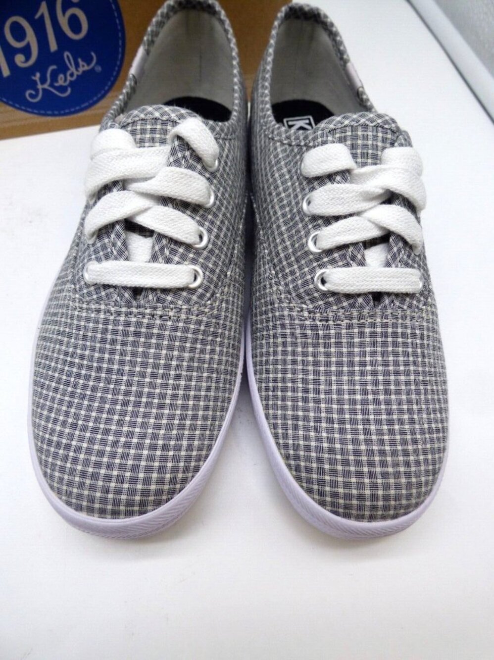 Keds Champion Seersucker Sneaker, Black, US 5, M